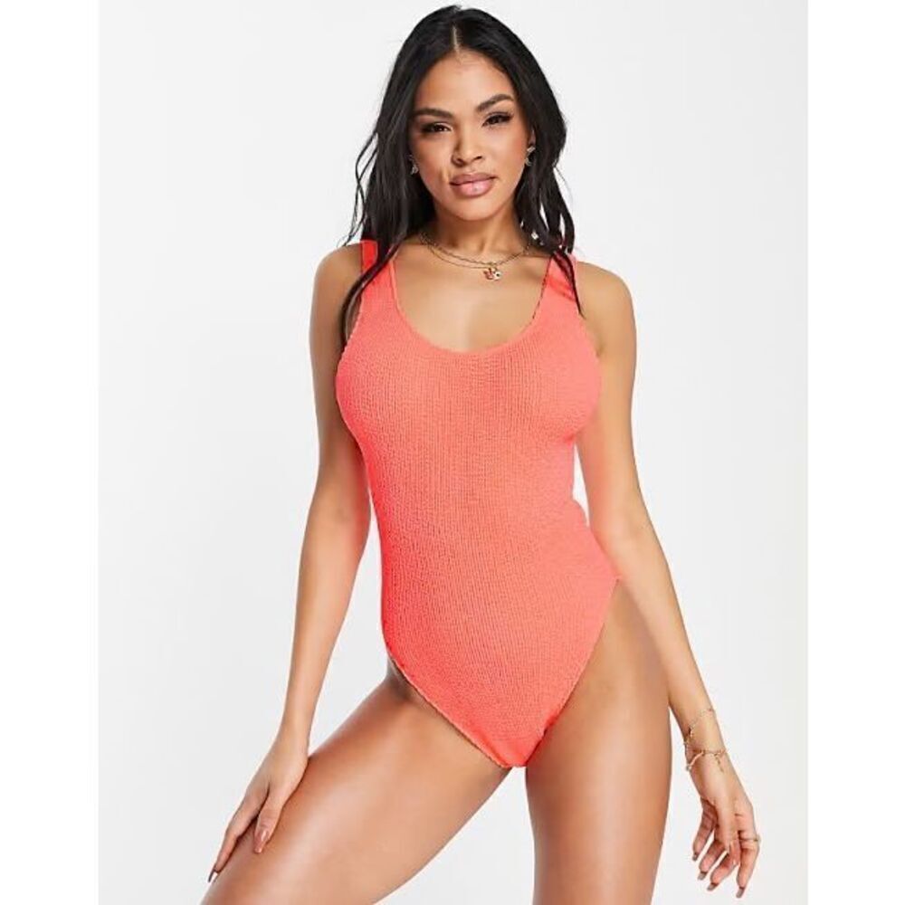 Crinkle one piece swimsuit size medium